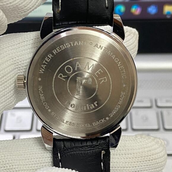 Vintage 1979 Roamer Manual Mens Silver Watch W/Leather Strap & Blue accents - Picture 6 of 6